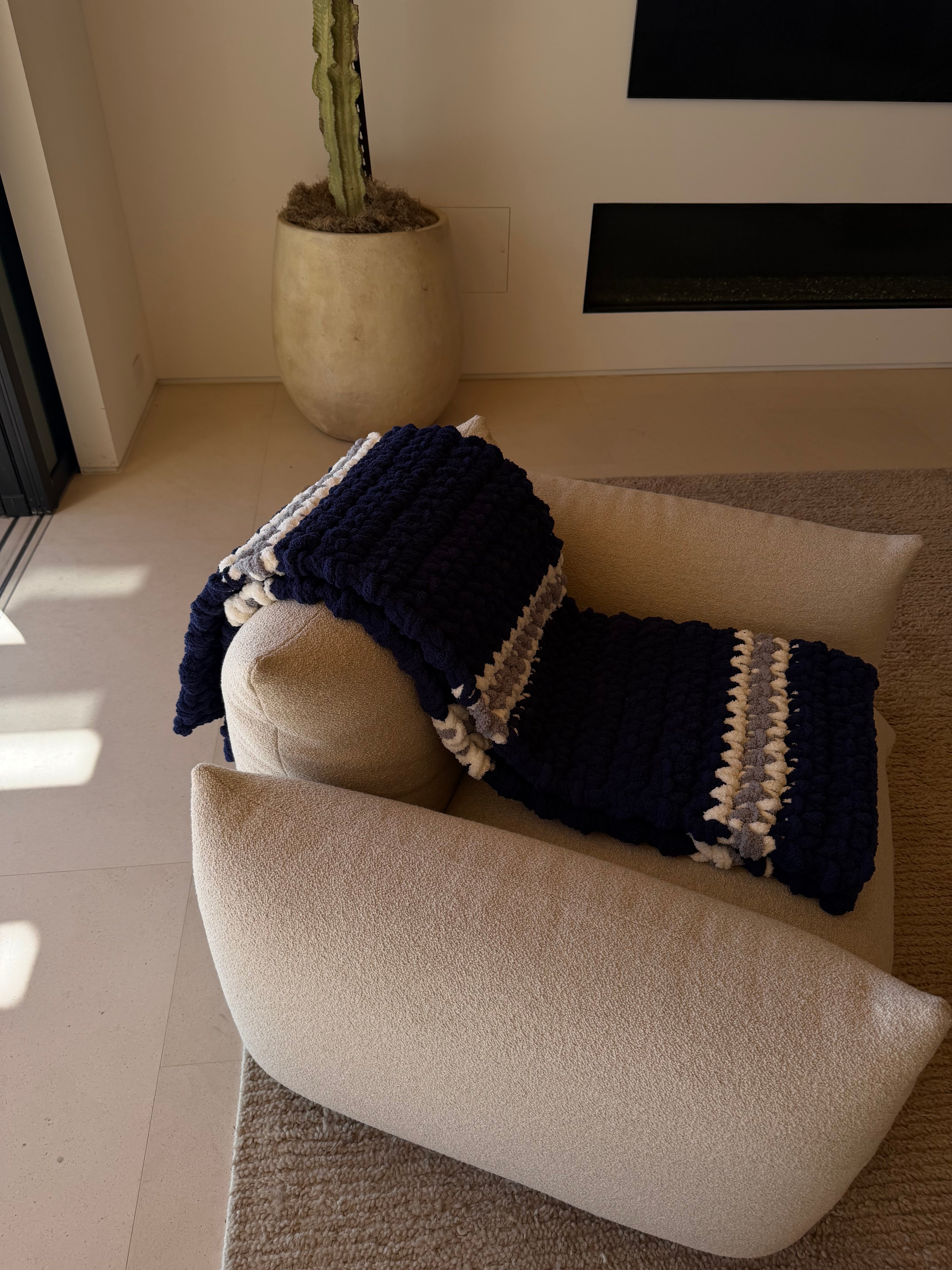 Standard Throw (50" x 60")